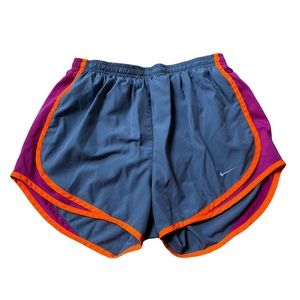 Nike Shorts Size Small Multicolor
